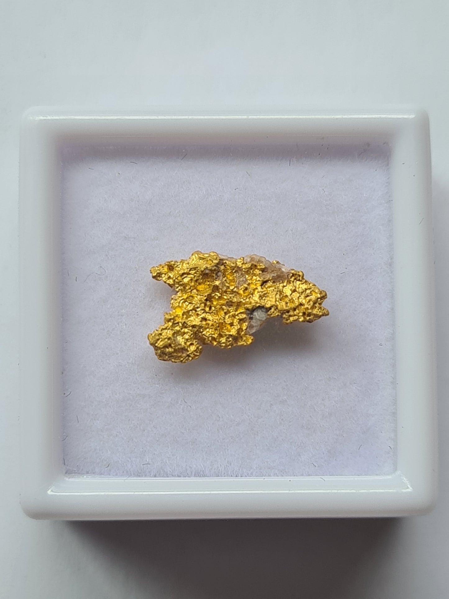 Gold Specimen 0.88 grams