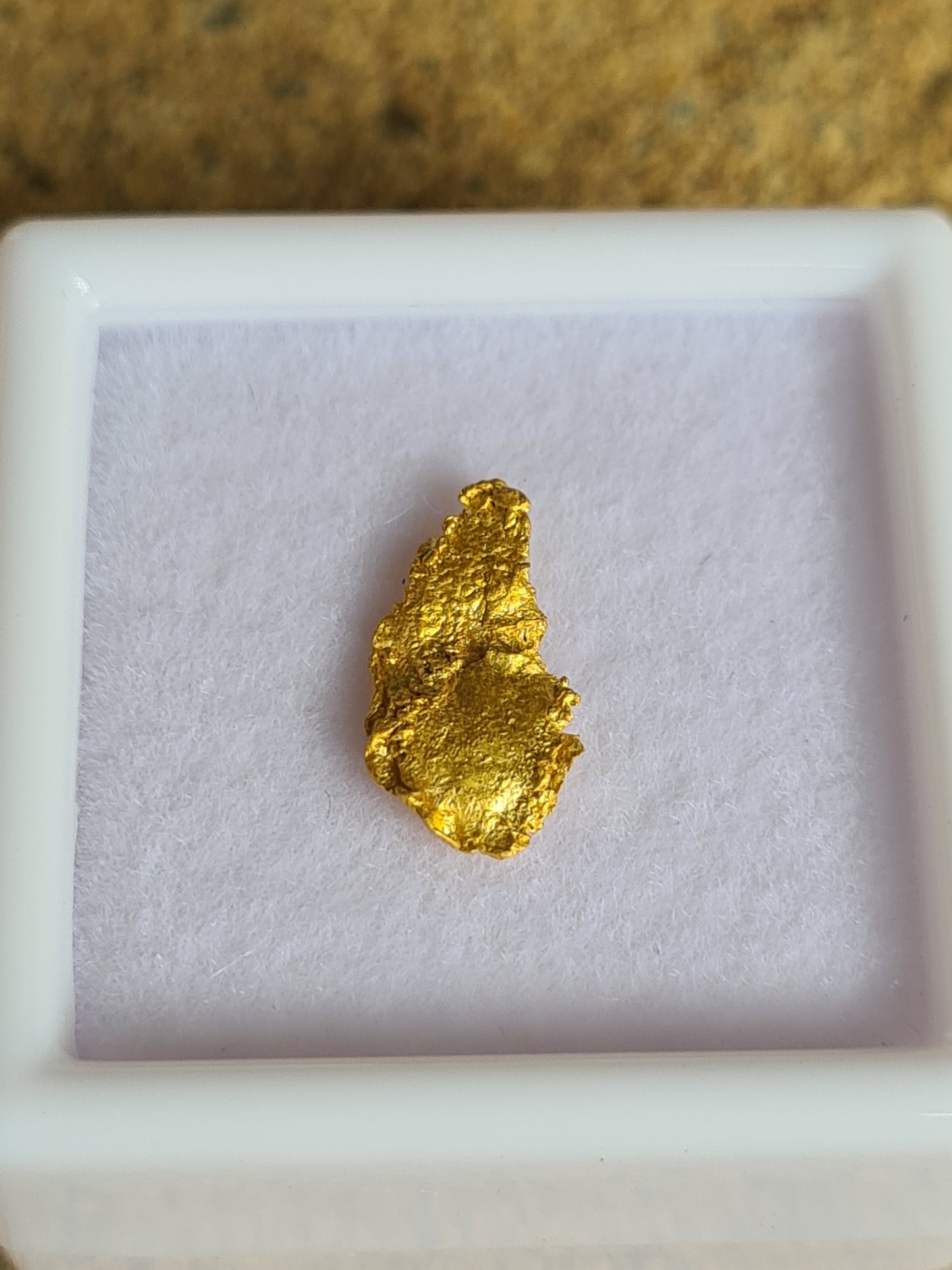 Leaf Gold Nugget .24 grams